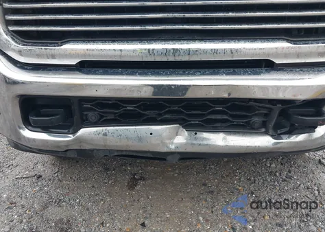 2022 Ram 2500 Laramie 4X4 6'4 Box z USA, uszkodzony, nr VIN 3C6UR5FL8NG417673